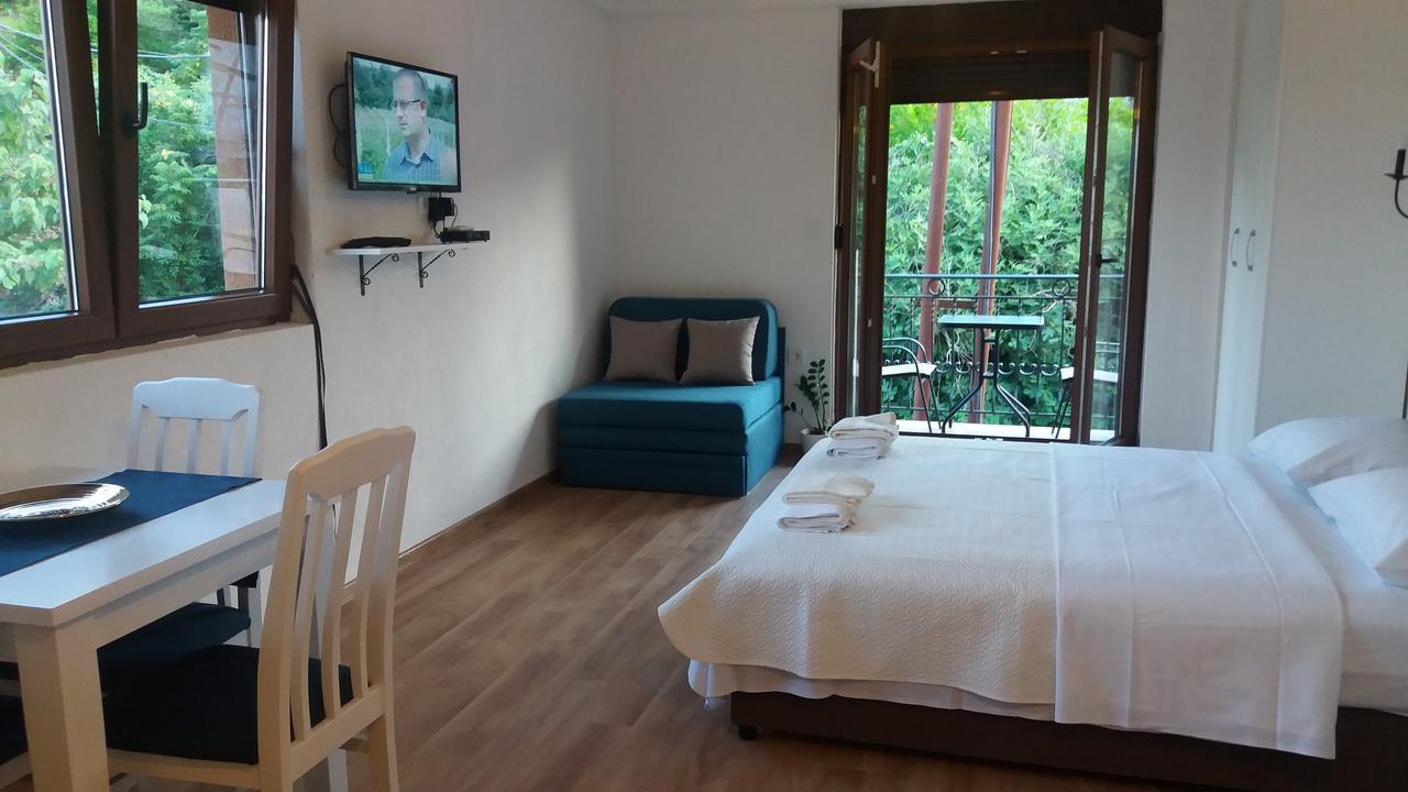 Vasiliki * Virpazar